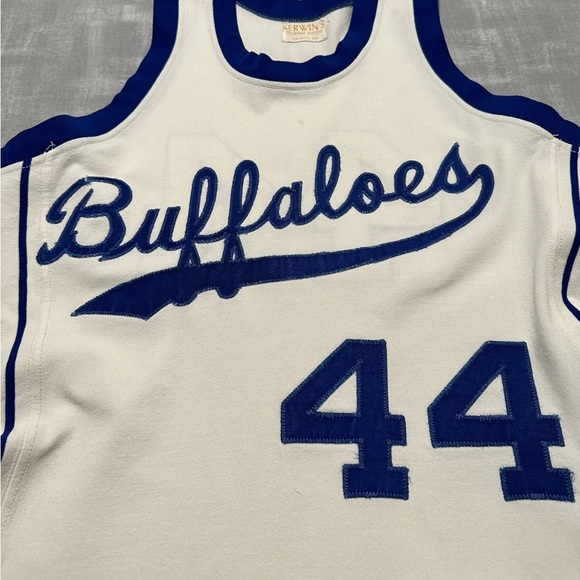 Authentic Vintage Sand Knit University At Buffalo Bulls Team Issued Basketball - Picture 3 of 9